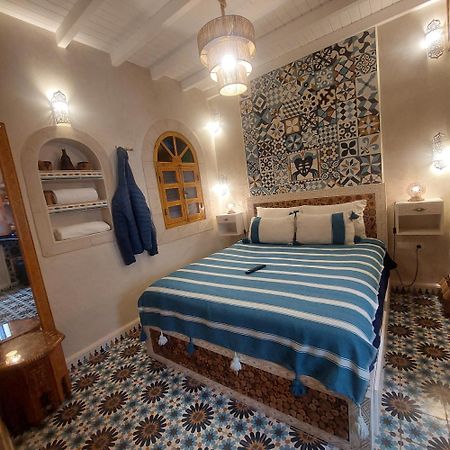 מלון אסאוירה Riad Dar El Hania מראה חיצוני תמונה